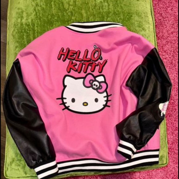 Hello Kitty Jacket - Picture 1 of 2